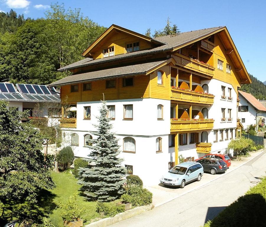 Familienhotel Steindl Millstatt Exteriör bild